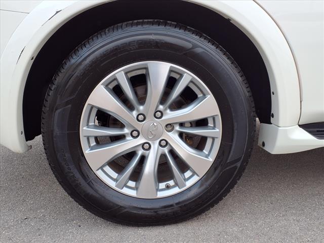 2017 INFINITI QX80 Base