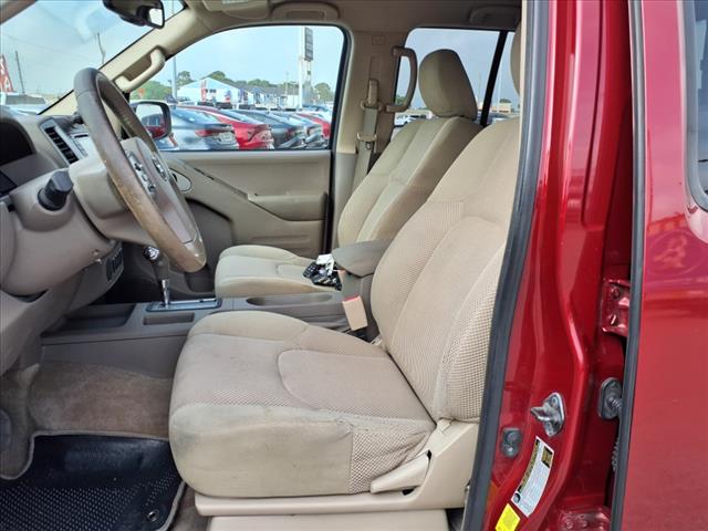 2016 Nissan Frontier SV