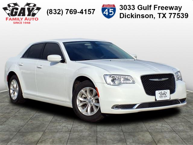 2023 Chrysler 300 Touring