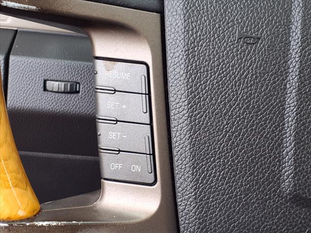 2013 Lincoln Navigator L Base
