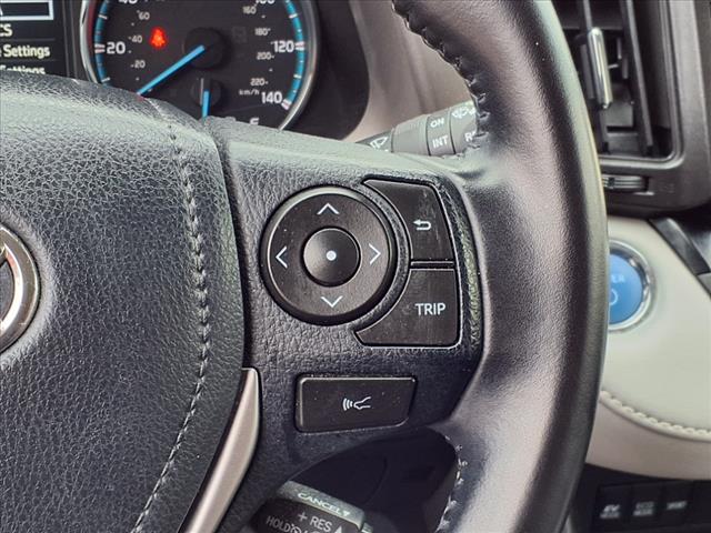 2017 Toyota RAV4 Hybrid XLE