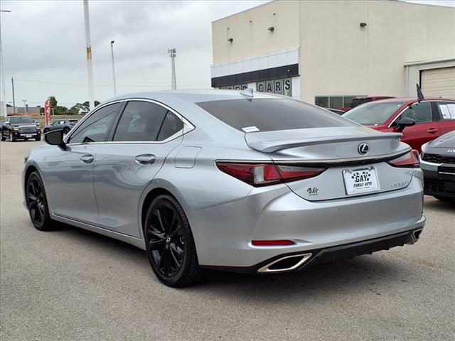 2023 Lexus ES 350 F SPORT Handling
