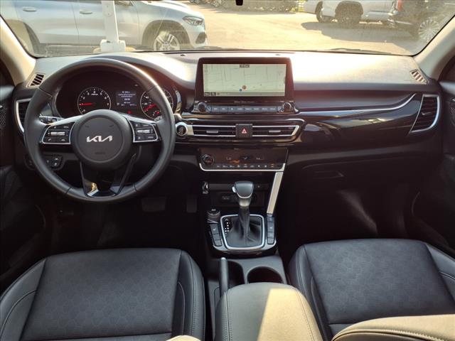 2023 Kia Seltos EX
