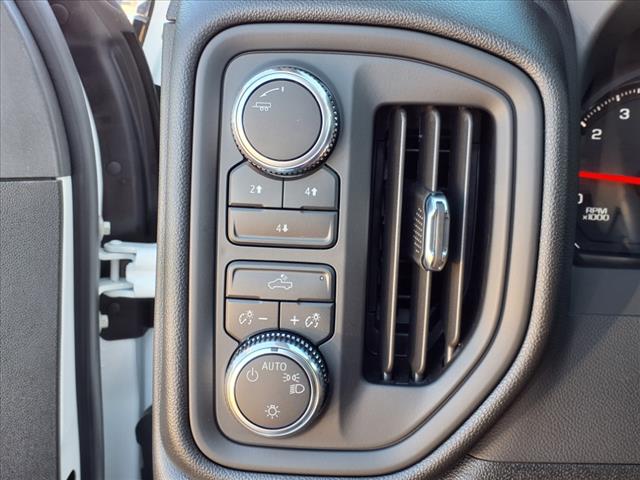 2025 GMC Sierra 2500HD Pro
