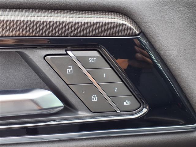 2025 GMC Yukon Elevation