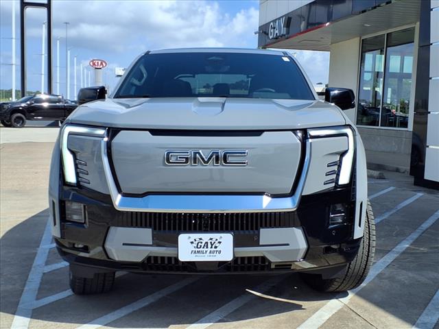 2025 GMC Sierra EV Denali