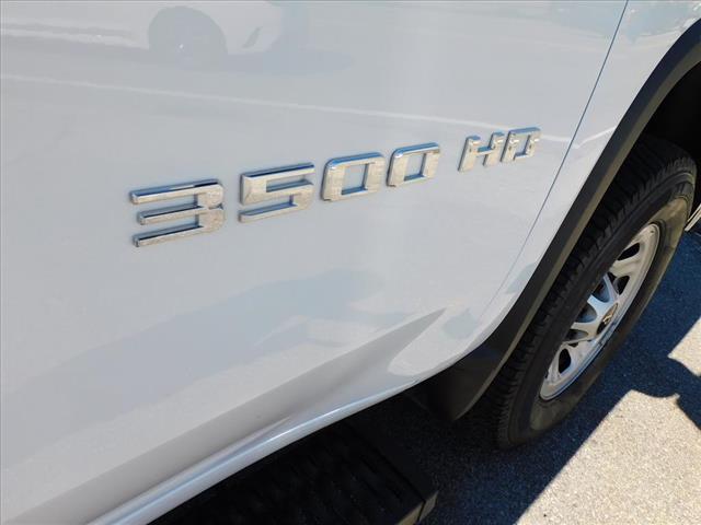 2024 Chevrolet Silverado 3500HD Service Body 4WD:RF199569