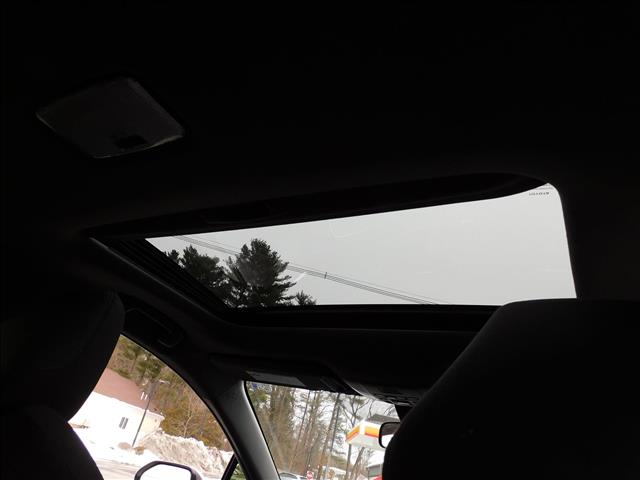 2022 Toyota Corolla SE:NJ094875