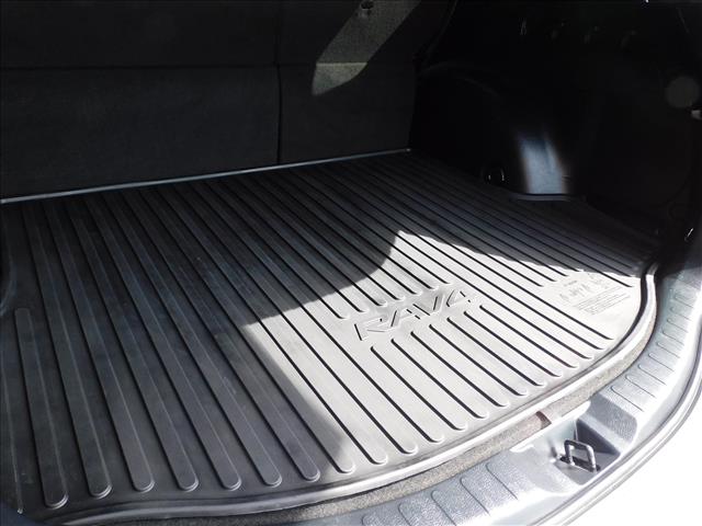 2018 Toyota RAV4 LE:JJ200361