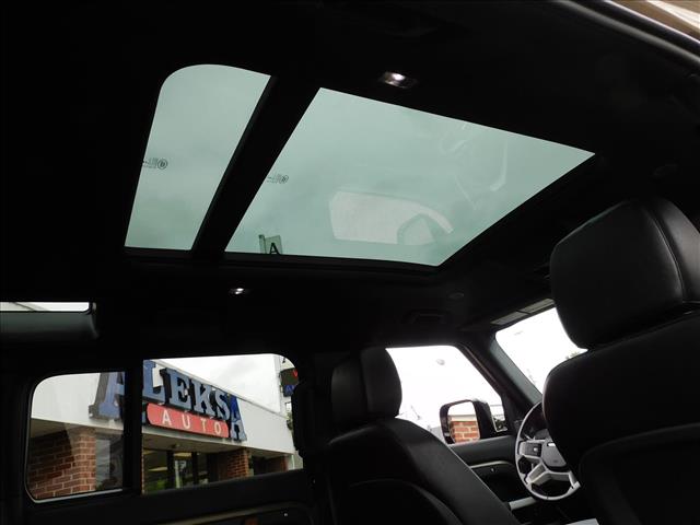 2024 Land Rover Defender 110 P400 X-Dynamic SE:R2266231