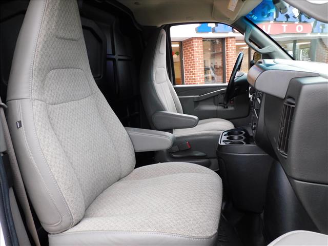 2022 Chevrolet Express 2500:N1173858