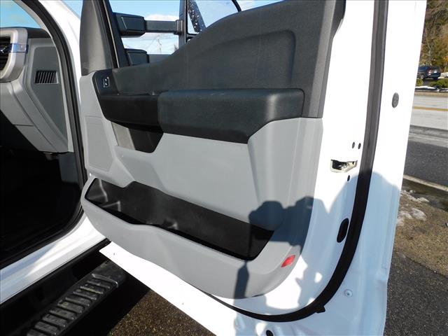 2024 Ford F600 DRW 4WD Service Body:A01173