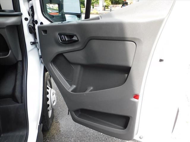 2023 Ford Transit 350HD DRW AWD 14FT BOX:PKA62364