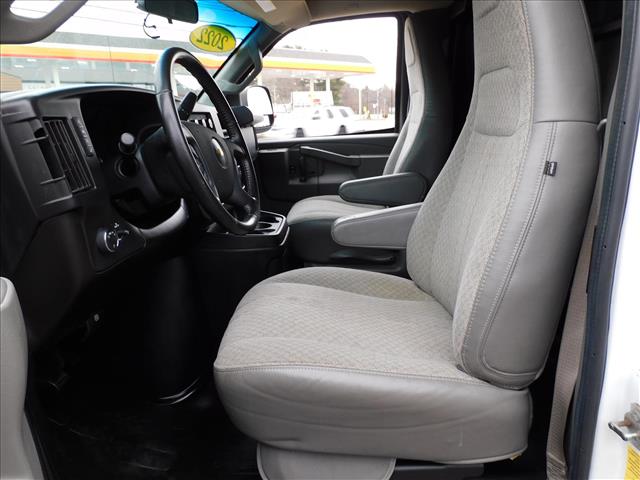 2022 Chevrolet Express 2500:N1173858