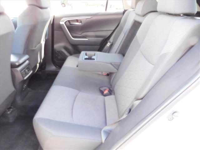 2019 Toyota RAV4 XLE:KD038724