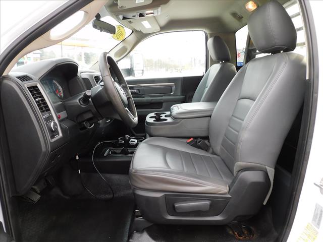 2017 RAM 5500HD DRW 4WD Service Body Hauler:773454