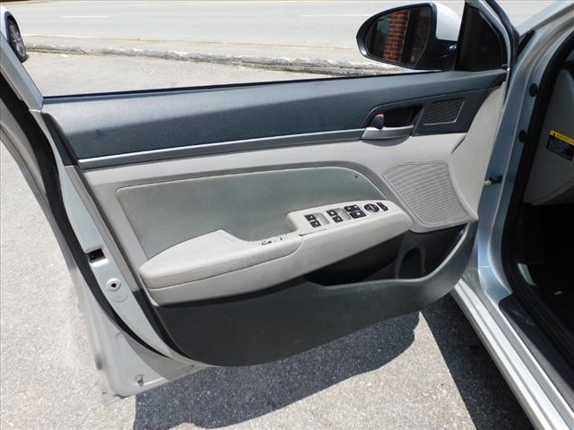 2018 Hyundai ELANTRA Value Edition