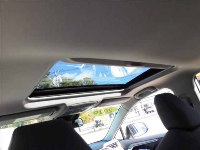 2019 Toyota RAV4 XLE:KD038724