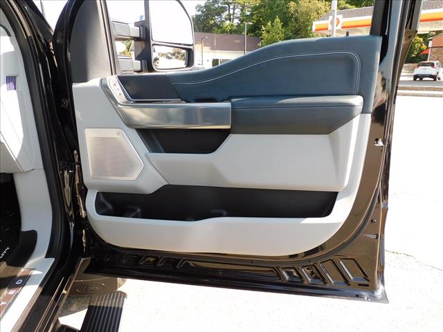 2024 Ford F-250 Super Duty Limited:RED56570