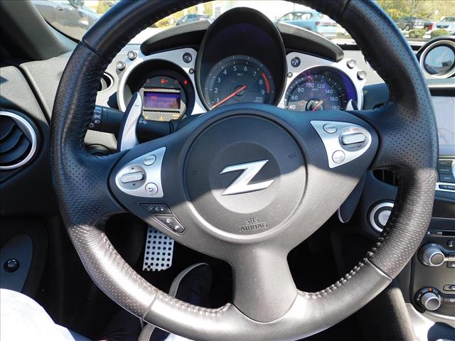 2017 Nissan 370Z Roadster Touring Sport:HM940289