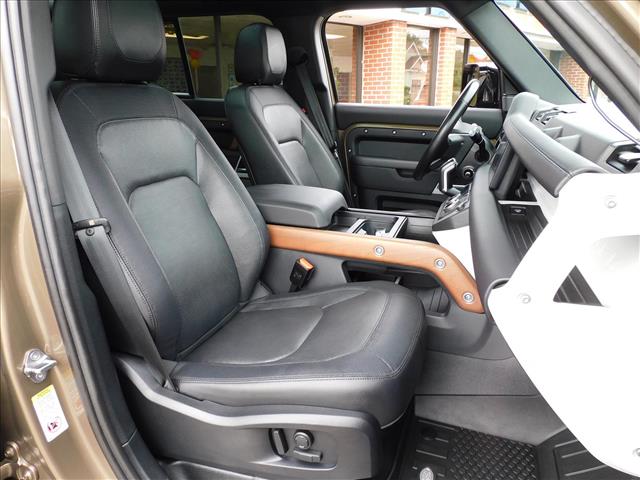 2024 Land Rover Defender 110 P400 X-Dynamic SE:R2266231