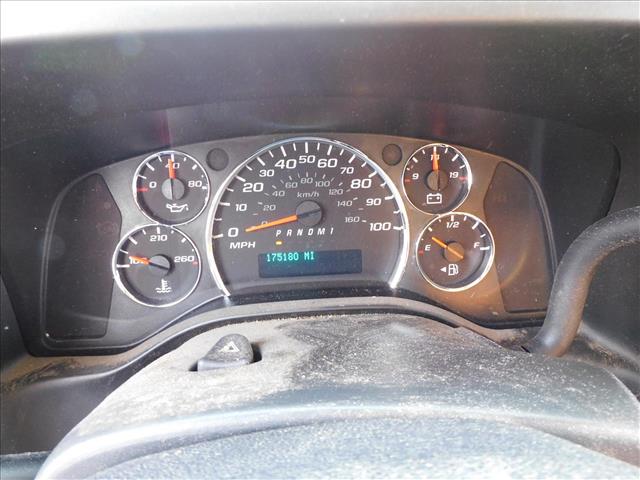 2018 Chevrolet 3500  Unicell 15Ft Box DRW Fiberglass:J1268251