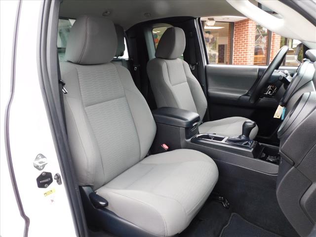 2016 Toyota Tacoma SR