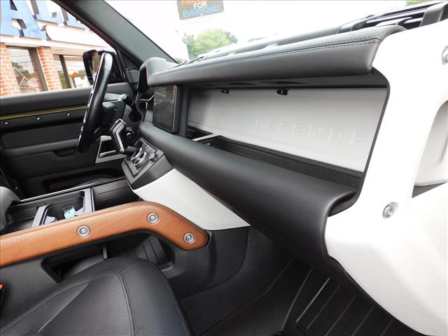 2024 Land Rover Defender 110 P400 X-Dynamic SE:R2266231