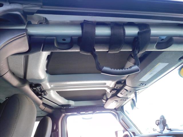 2023 Jeep Wrangler Sport S:PW639404