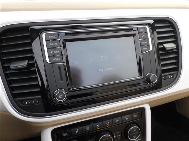 2019 Volkswagen Beetle Convertible 2.0T SE:KM504957