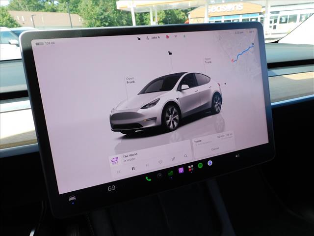 2024 Tesla Model Y Long Range:RA220014