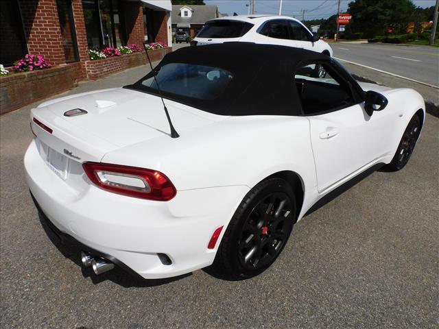 2018 FIAT 124 Spider Abarth:J0138001