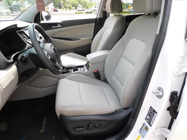2016 Hyundai TUCSON SE:GU243377
