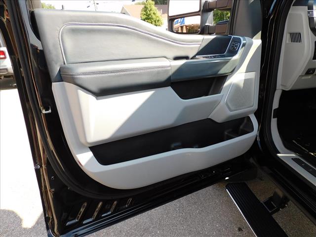 2024 Ford F-250 Super Duty Limited:RED56570