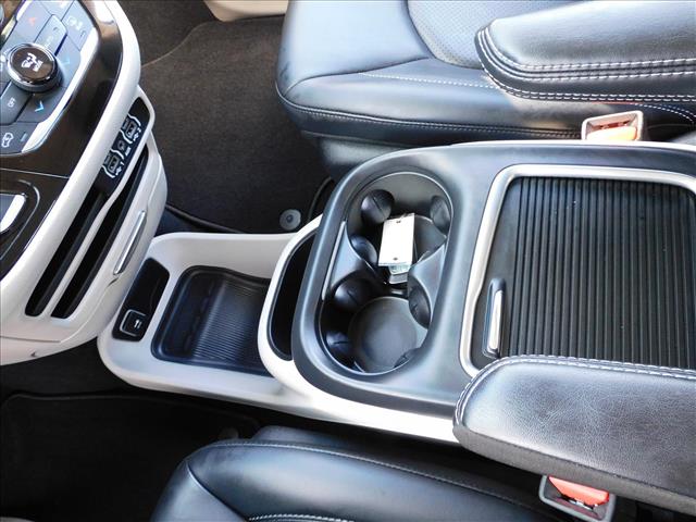 2023 Chrysler Pacifica Plug-In Hybrid Touring L:PR559226