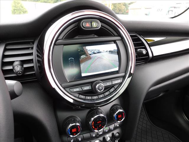 2021 MINI Hardtop 2 Door Cooper:M2N10139
