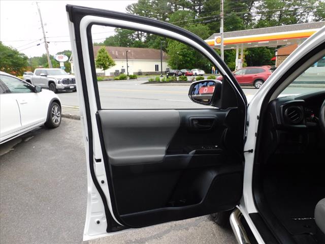2016 Toyota Tacoma SR