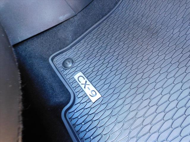 2022 Mazda CX-9 Signature:N0613130