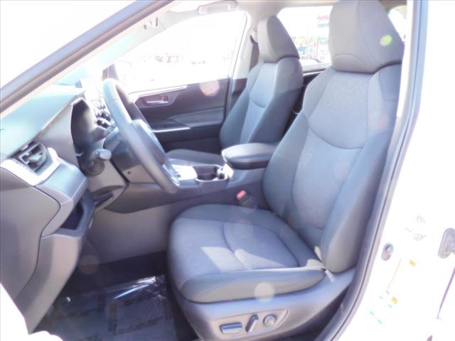 2019 Toyota RAV4 XLE:KD038724