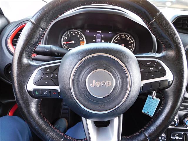 2015 Jeep Renegade Trailhawk:FPB91544