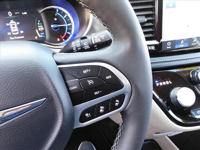 2023 Chrysler Pacifica Plug-In Hybrid Touring L:PR559226