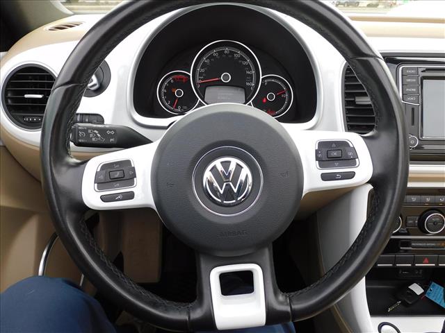 2019 Volkswagen Beetle Convertible 2.0T SE:KM504957