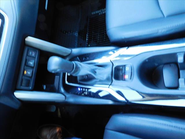 2024 Toyota Corolla Cross XLE:RV095426