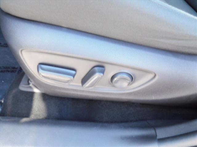 2019 Toyota RAV4 XLE:KD038724