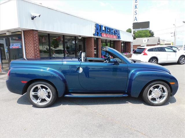 2005 Chevrolet SSR LS