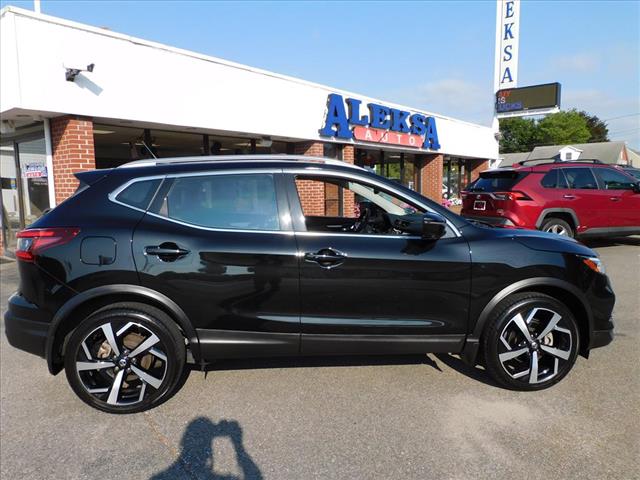2021 Nissan Rogue Sport SL