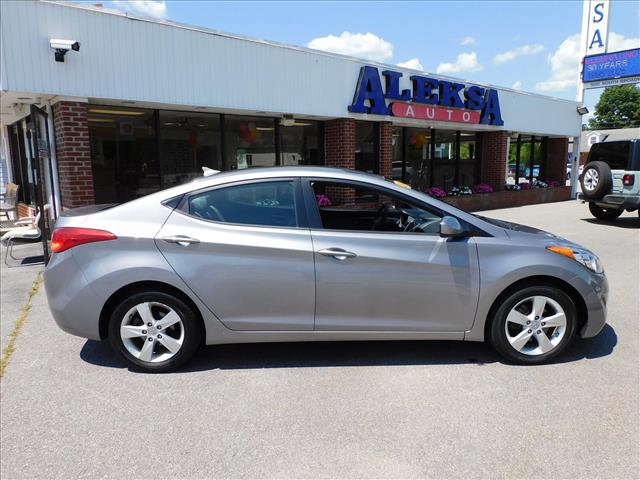2011 Hyundai ELANTRA GLS  BU107751