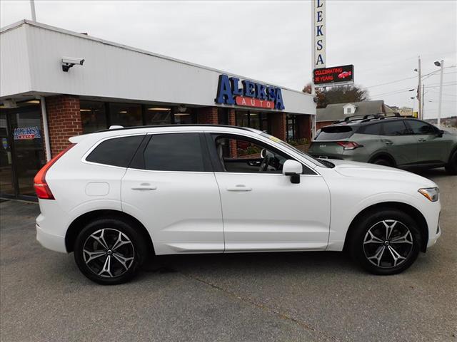 2022 Volvo XC60 B5 Momentum – N1005001