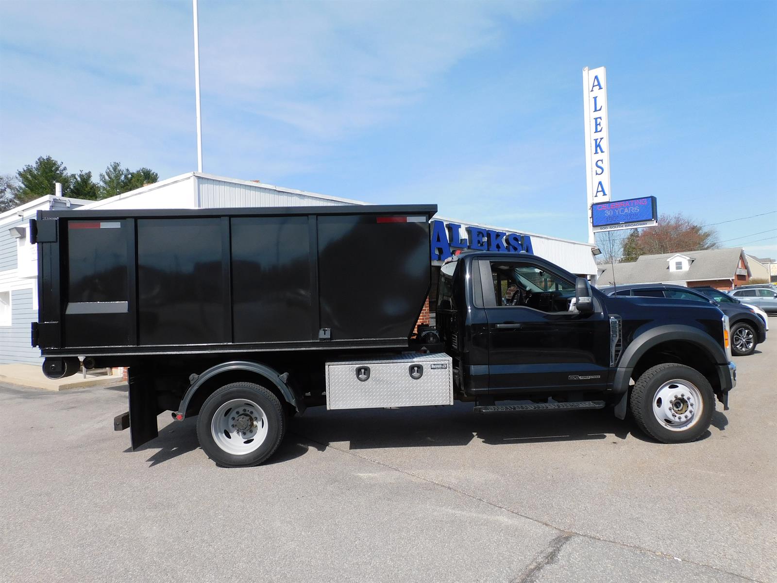 2023 Ford F-550 DRW 4WD SWITCH N GO