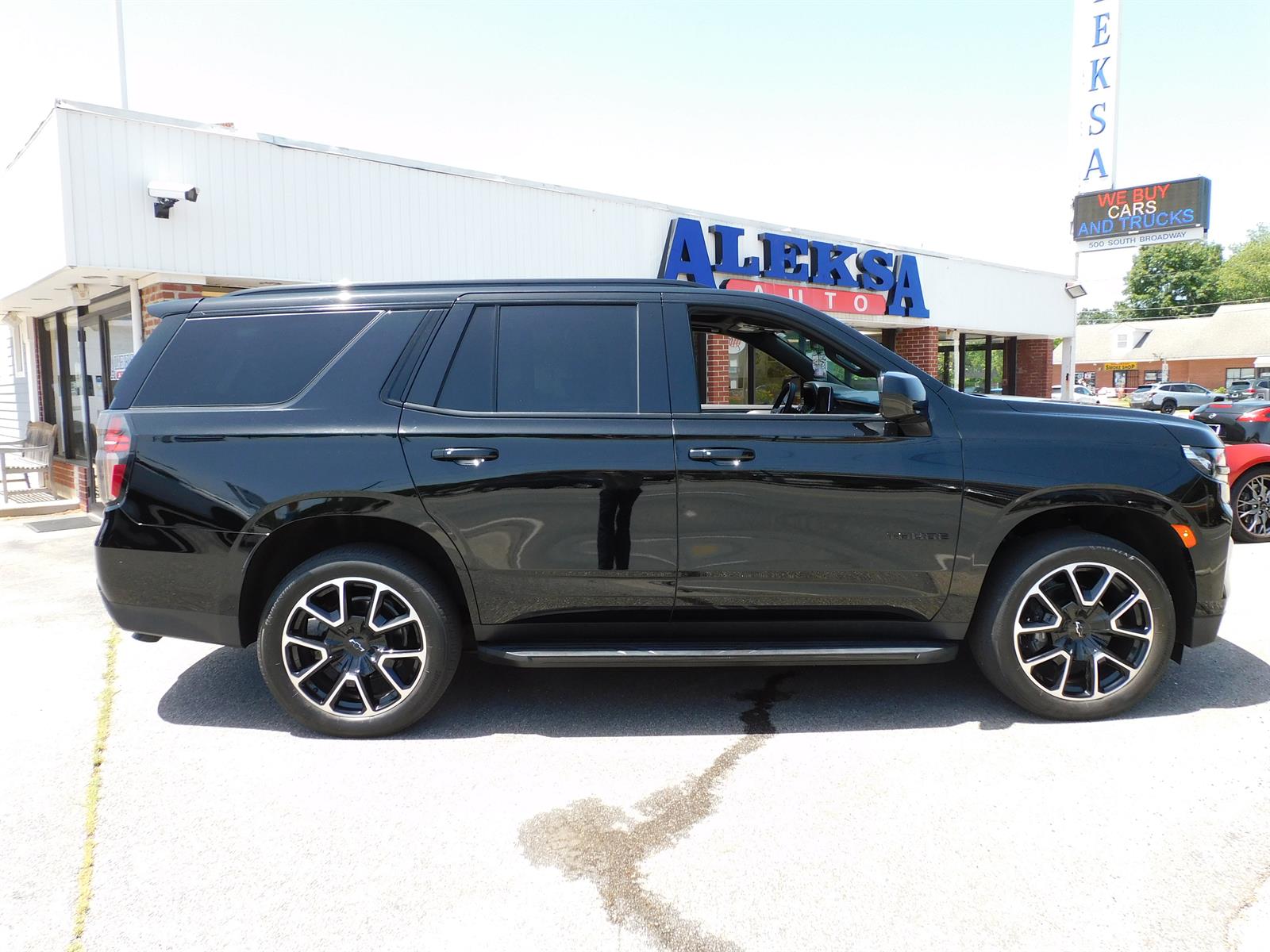 2023 Chevrolet Tahoe RST